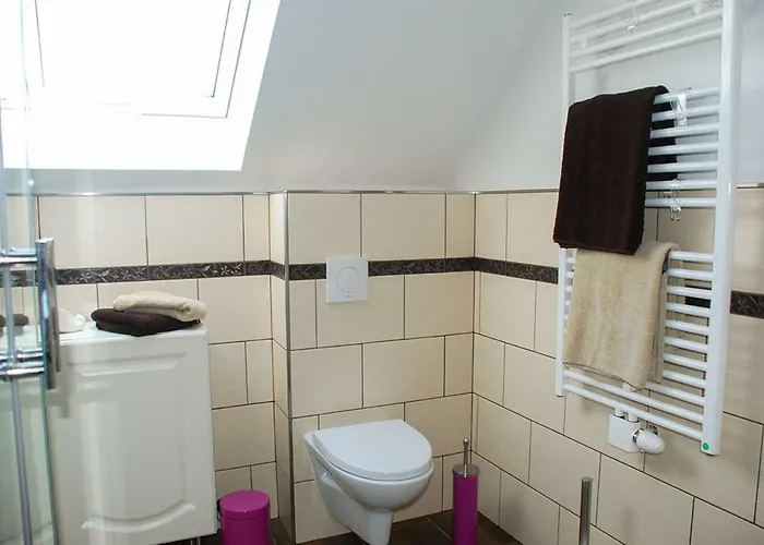 Storchennest An Der Spree In Radinkendorf *