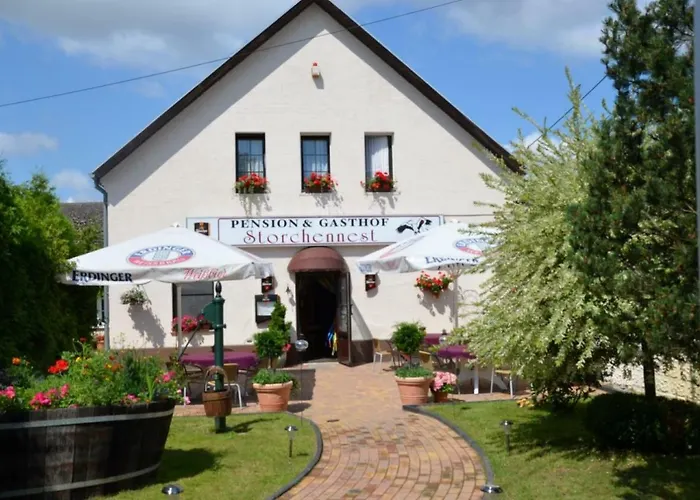 Storchennest An Der Spree In Radinkendorf *